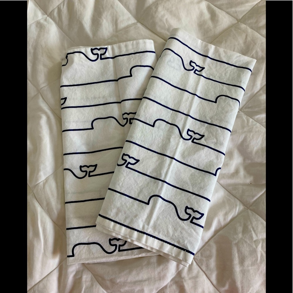 Set of 2 Vineyard Vines Tea Towels